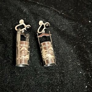 Vintage Sterling g darkened  bucket screw back onyx stone oriental carveings